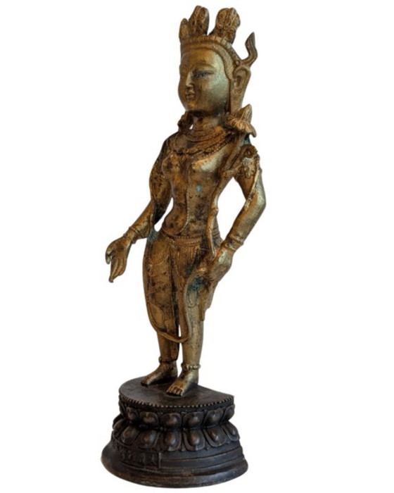 Antike tibetische Bronzefigur des stehenden Avalokiteshvara – 102 – Bildhauerei, Gold (photo 8 of 11)