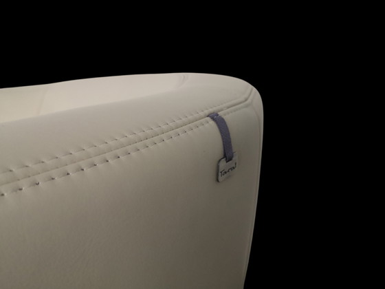 Image 1 of Poltrona in pelle Koinor “Pearl” in pelle Tara, crema/bianco – ottime condizioni