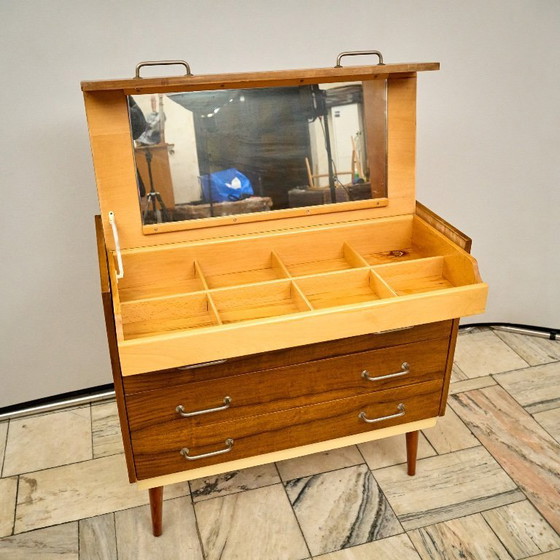 Image 1 of Commode vintage / Coiffeuse, Tchécoslovaquie des années 1960