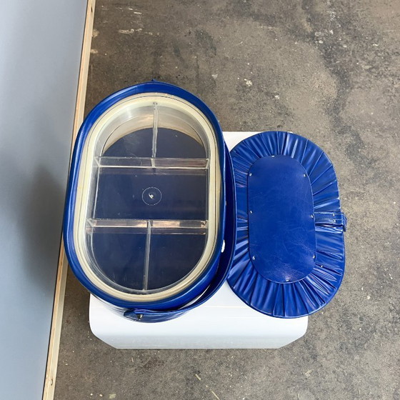 Image 1 of Scatola da cucito vintage, scatola portaoggetti, similpelle blu, anni '70