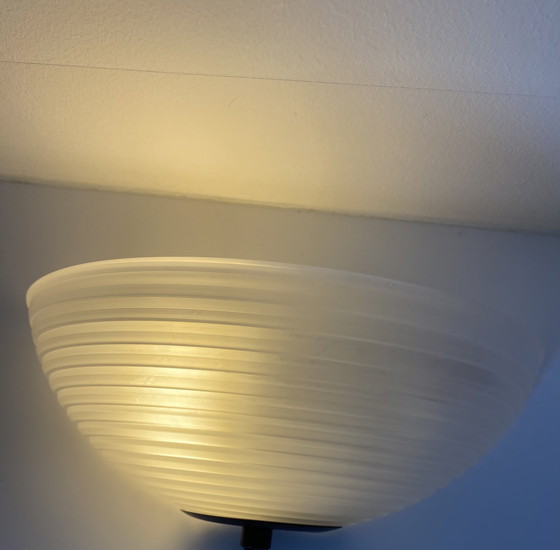 Image 1 of Lampada da parete vintage in vetro smerigliato - Lampada da parete Happylight, anni '80