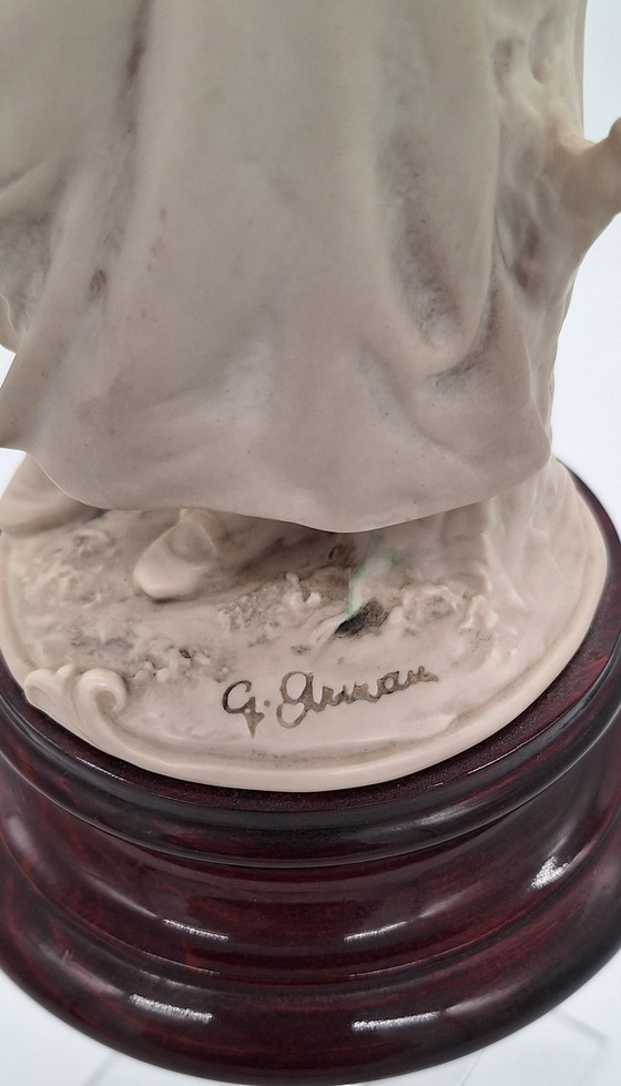 Image 1 of Capodimonte, Guiseppe Armani, "Little
Shepherdess with Flowers"