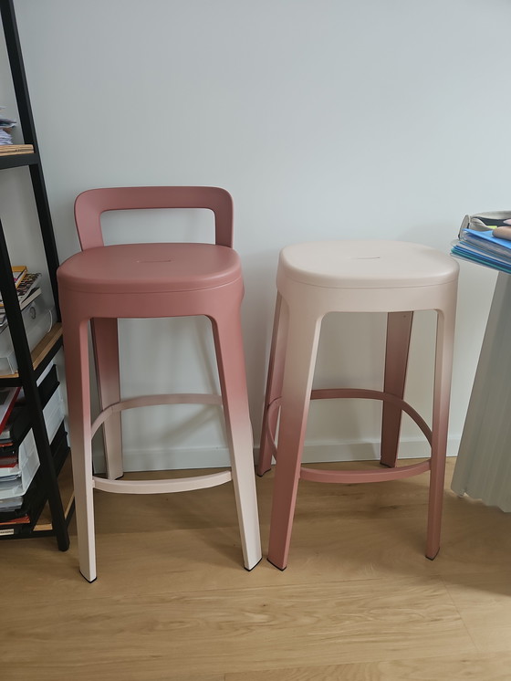 Image 1 of Juego de taburetes de bar de metal rosa