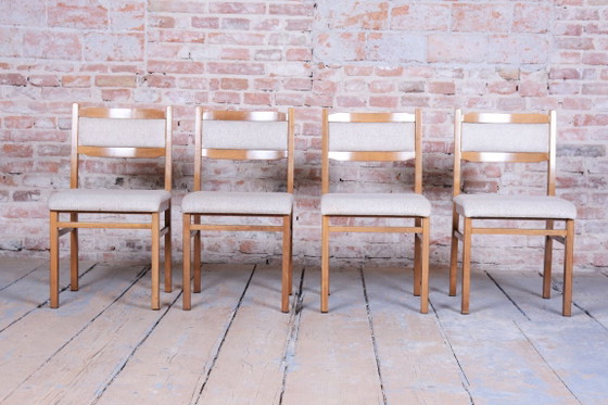 Set van vier originele eetkamerstoelen uit het midden van de 20e eeuw, beukenhout, Tsjechië, jaren 60. (photo 14 of 26)