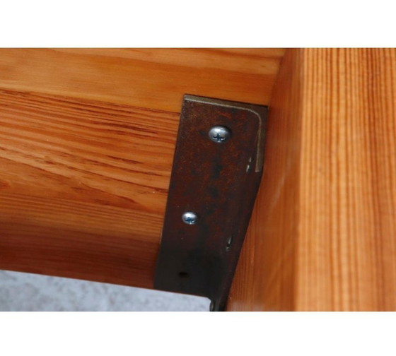 Estructura de cama de pino macizo de los años 70, de Ate van Apeldoorn. – Camas de matrimonio, Wood (photo 11 of 21)