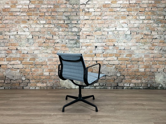Vitra EA108 – Chaises de bureau, Metal, Textile (photo 7 of 16)