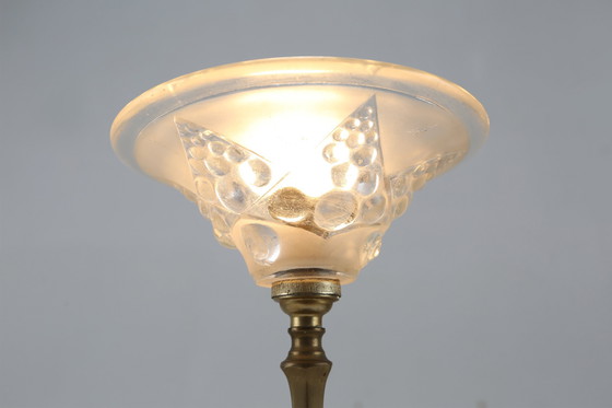 Image 1 of Art Nouveau tafellamp met messing en marmeren voet en glazen kap, jaren 1920