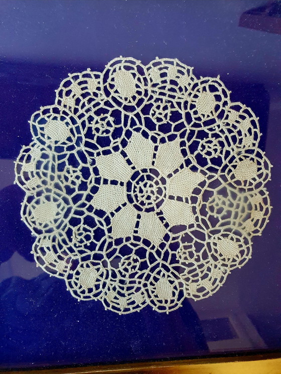 Image 1 of 4 Cornici antiche con pizzo di Bruxelles e di Mechelen, Dimensioni delle ultime 2 foto