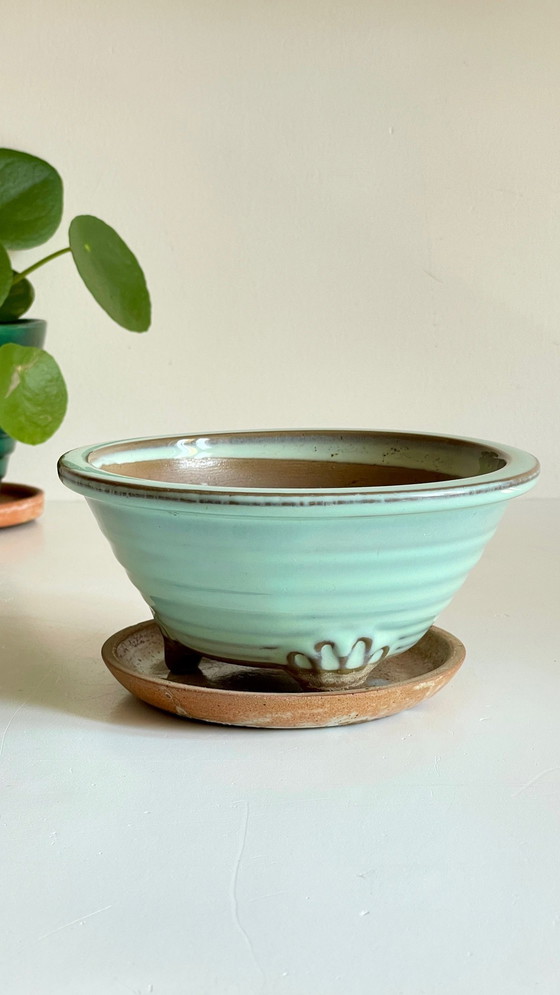 Image 1 of Vintage keramische driepoot pot en schotel