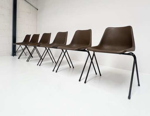 Set Of 6 Polyprop Chairs By Robin Day, 1960's