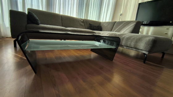 Table design des années 1980 – Tables basses, Verre (photo 2 of 7)