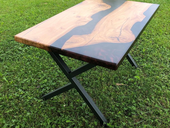 Image 1 of Coffee table