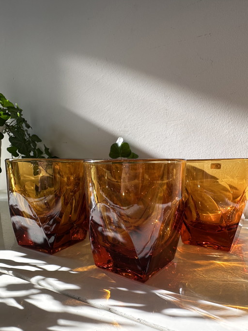 Tasses à espresso en verre du milieu du siècle