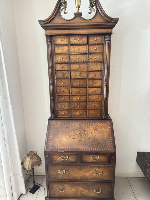 Escritorio de secretaria Theodore Alexander