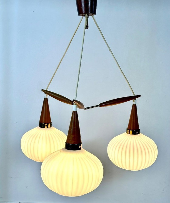 Image 1 of Lustre scandinave Louis Kalff vintage 1960