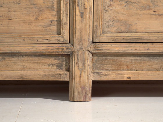 Antikes niedriges Sideboard aus Kiefernholz mit zwei Türen – China, ca. 1930 – Buffetschränke (photo 25 of 40)