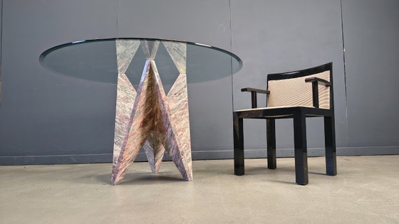 Image 1 of Architectonische eettafel van marmer en glas, jaren 70.