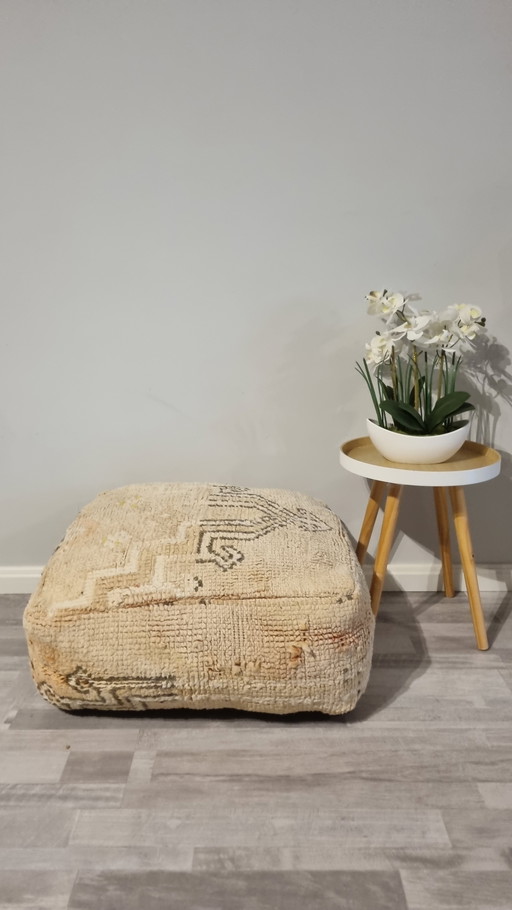Kelim berber pouf , coussin marocain
