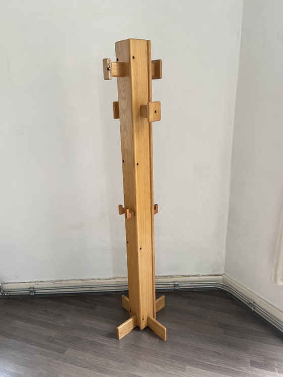 Solid Oak Column Coat Rack, Brutalist Style — in the spirit of Giuseppe Rivadossi, 1970s – Wood (photo 7 of 9)