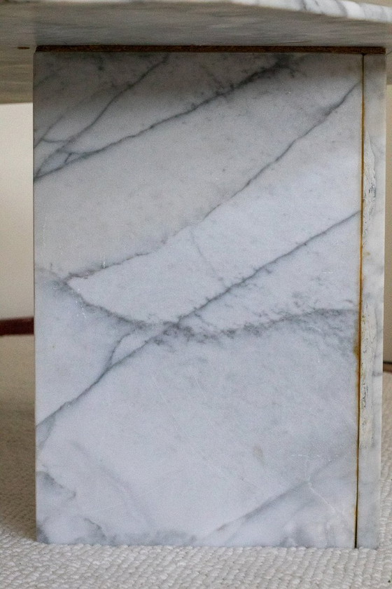 Vintage Italian Carrara marble coffee table, White, Modern (photo 4 of 6)