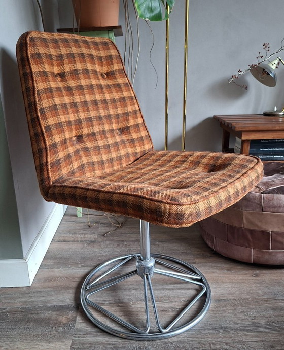 Image 1 of Fauteuil pivotant design style Space Age, milieu du siècle, années 60/70