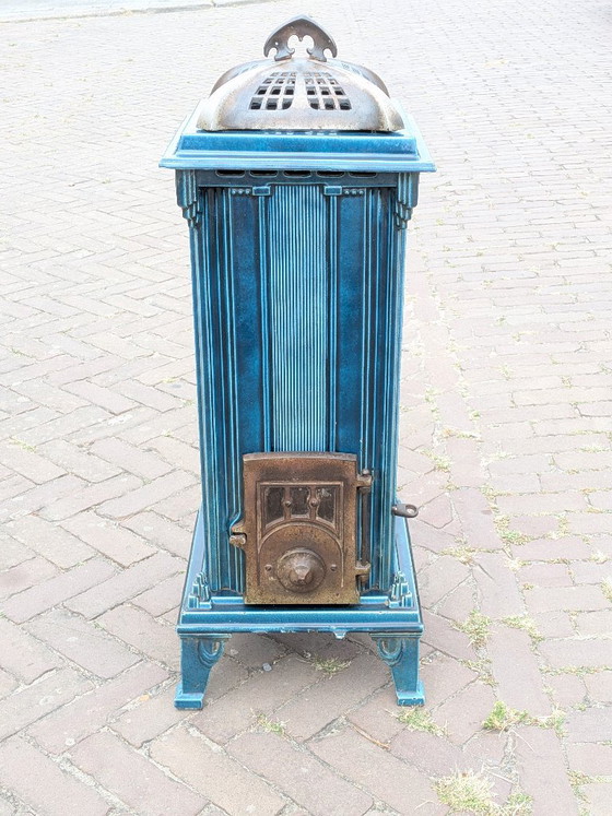 Rare Art Deco 'Skyscraper' Tower Stove by Fobrux – Majolica Blue (c. 1930) – Les Fonderies Bruxelloises (photo 18 of 18)