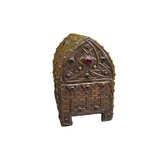 Image 1 of Gotisch kistje toegeschreven aan Alfred Louis Achille Daguet