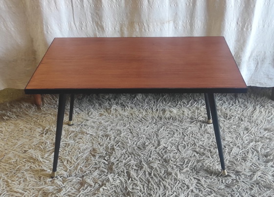 Image 1 of Modernistischer Couchtisch aus Metall und Holz – Mitte des 20. Jahrhunderts