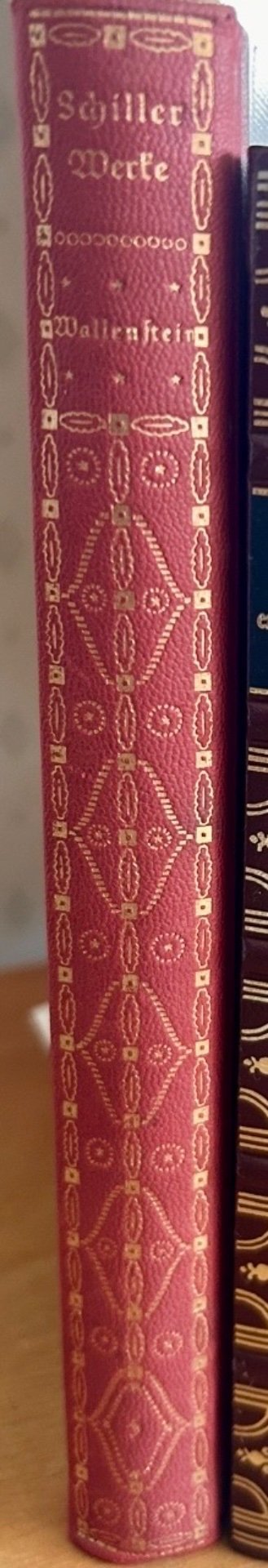 Image 1 of Boekensteunen