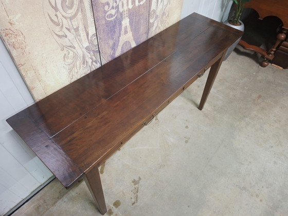 Image 1 of Klassischer Beistelltisch aus dunklem Kirschholz, Konsolentisch, Wandkonsole, Maße: 140 x 40 cm und 75 cm hoch.