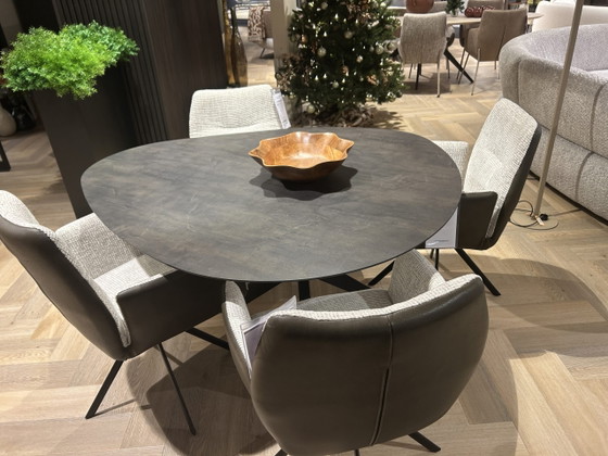 Hanna - Danillo eetkamerstoel met arm set van 4 – H.E. Design, Eetkamerstoelen, Leather, Plastic (photo 5 of 6)