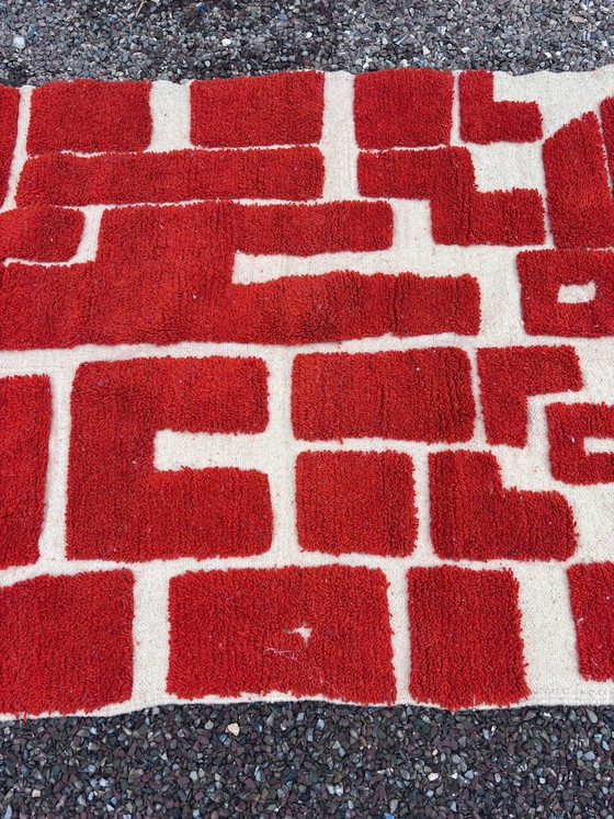 Image 1 of Handmade Berber rug with authentic traditional red patterns, 150/250 cm