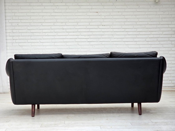 Image 1 of Jaren 60, Deens ontwerp van Aage Christensen, 3-zitsbank, leer.