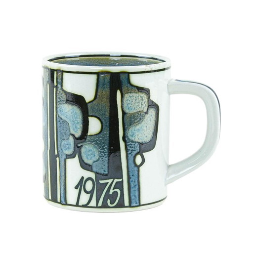 Tazza in ceramica, design danese, 1975, designer: Bodil Buch, produttore: Royal Copenhagen