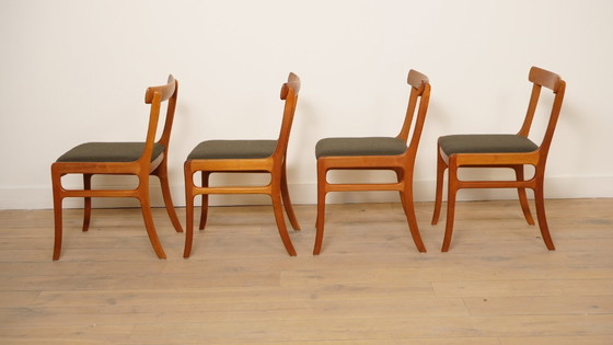 Image 1 of 4 x eetkamerstoel | Ole Wanscher | Kersenhout | Opnieuw gestoffeerd