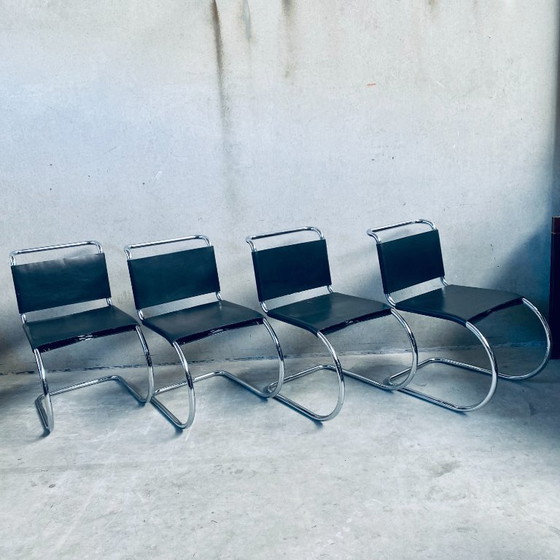 Image 1 of Sedie da pranzo in pelle della serie MR di Mies van der Rohe, 1960