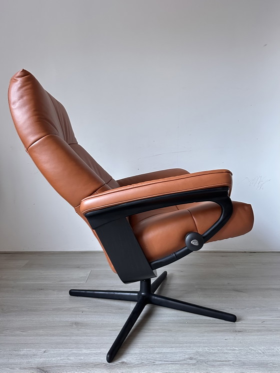 Image 1 of Fauteuil design David sans stress