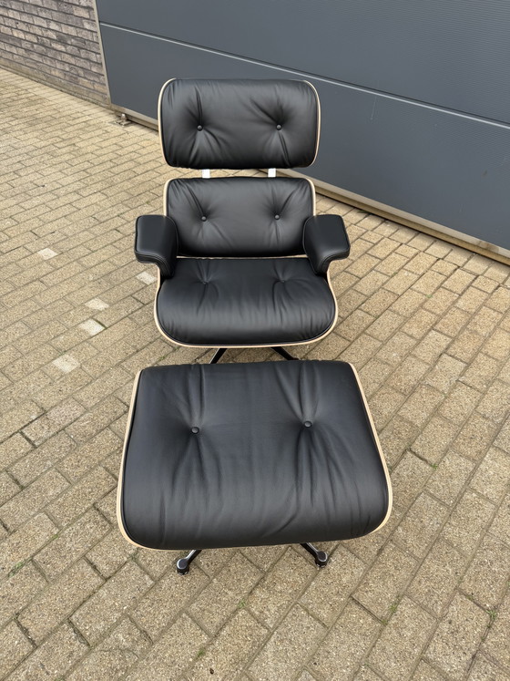 Image 1 of Sillón Eames Lounge original de Vitra + Otomana de palisandro