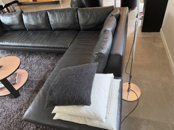 B&B Italia Charles Hoekbank – Zwart Alfa Leder – 327 × 230 Cm – Hoekbanken, Leather, Metal (photo 4 of 5)
