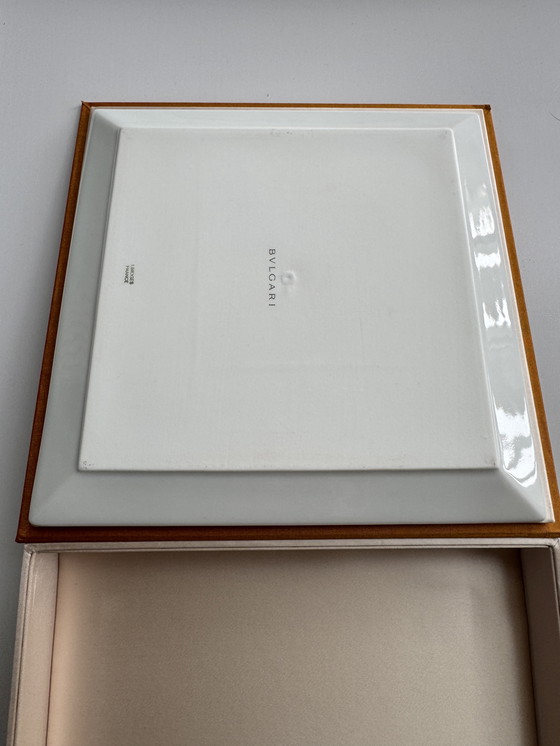 Image 1 of Piatto in porcellana Bvlgari