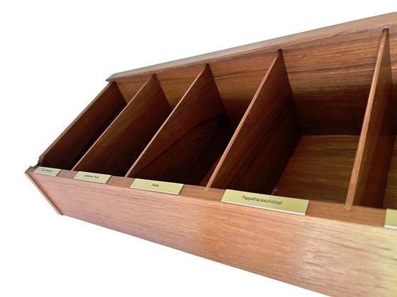 Image 1 of 2 estantes de mediados de siglo