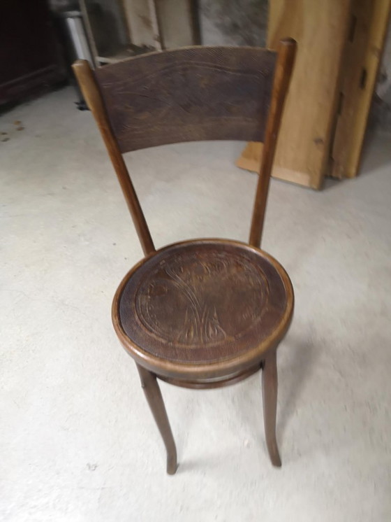 Image 1 of Authentieke BAUMANN bistrostel - Vintage gebogen hout met Art Nouveau-decoratie
