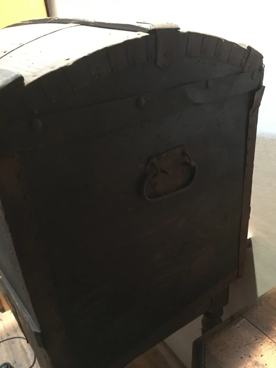 Baúl de viaje negro con tapa de tela – Armarios de almacenamiento, Madera, Vintage (photo 10 of 12)
