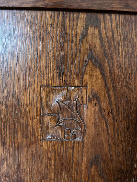 Image 1 of Armoire murale ancienne en chêne des années 1920 – Art déco