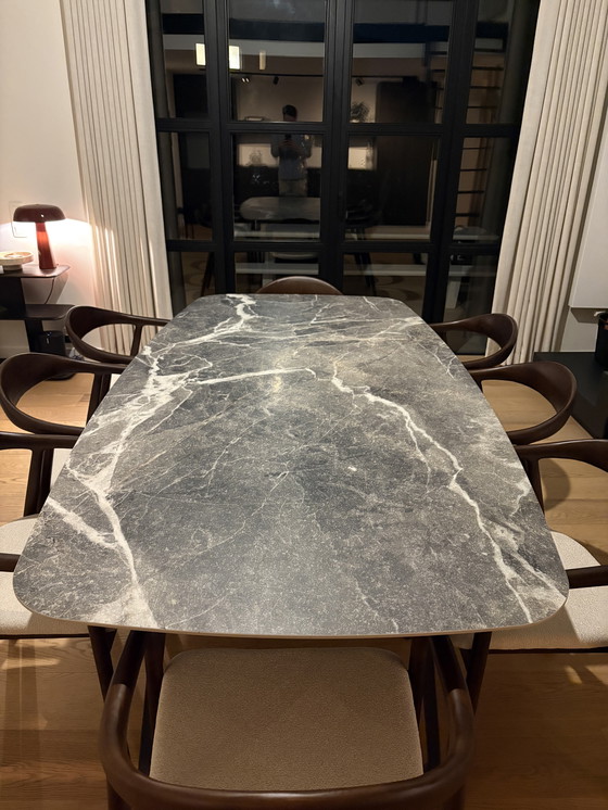 Image 1 of Dining table Joli