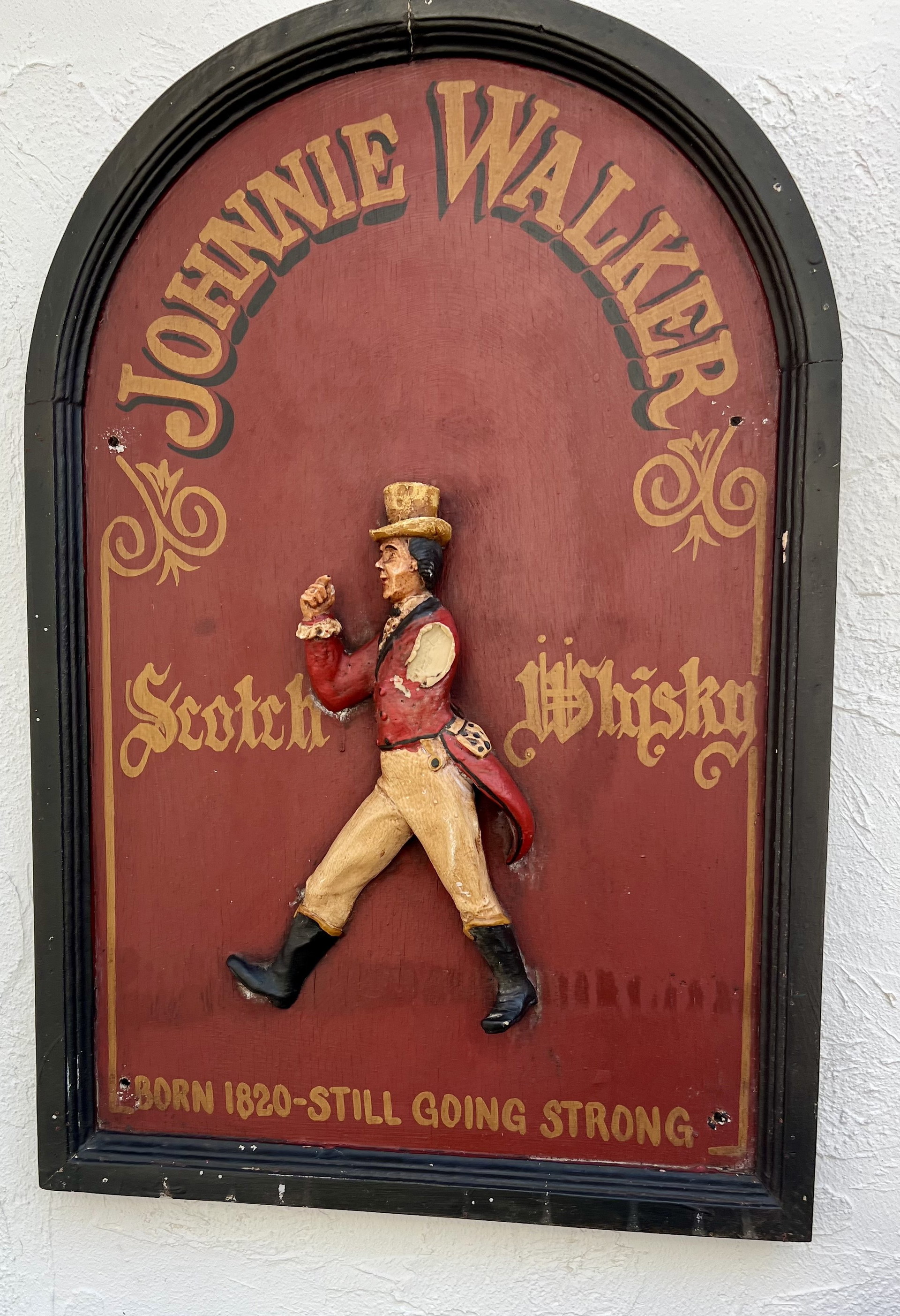 JOHNNIE WALKER – Original vintage wooden plaque with 3D relief