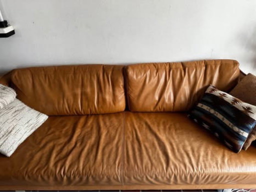 Cognac leather seat