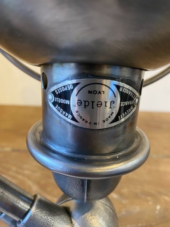 Image 1 of Lampe de bureau Jieldé jielde 2 bras de 40cm avec base étau graphite industriel Jean Louis Domecq 1950 vintage