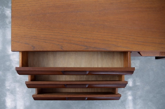 Image 1 of Scrivania vintage in teak marrone, stile Mid-Century Modern, anni '60