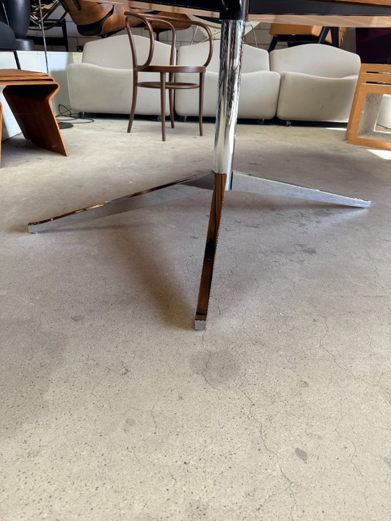 Scrivania ovale Florence Knoll, Florence Knoll – Tavoli da pranzo, Legno, Cromo (photo 8 of 17)